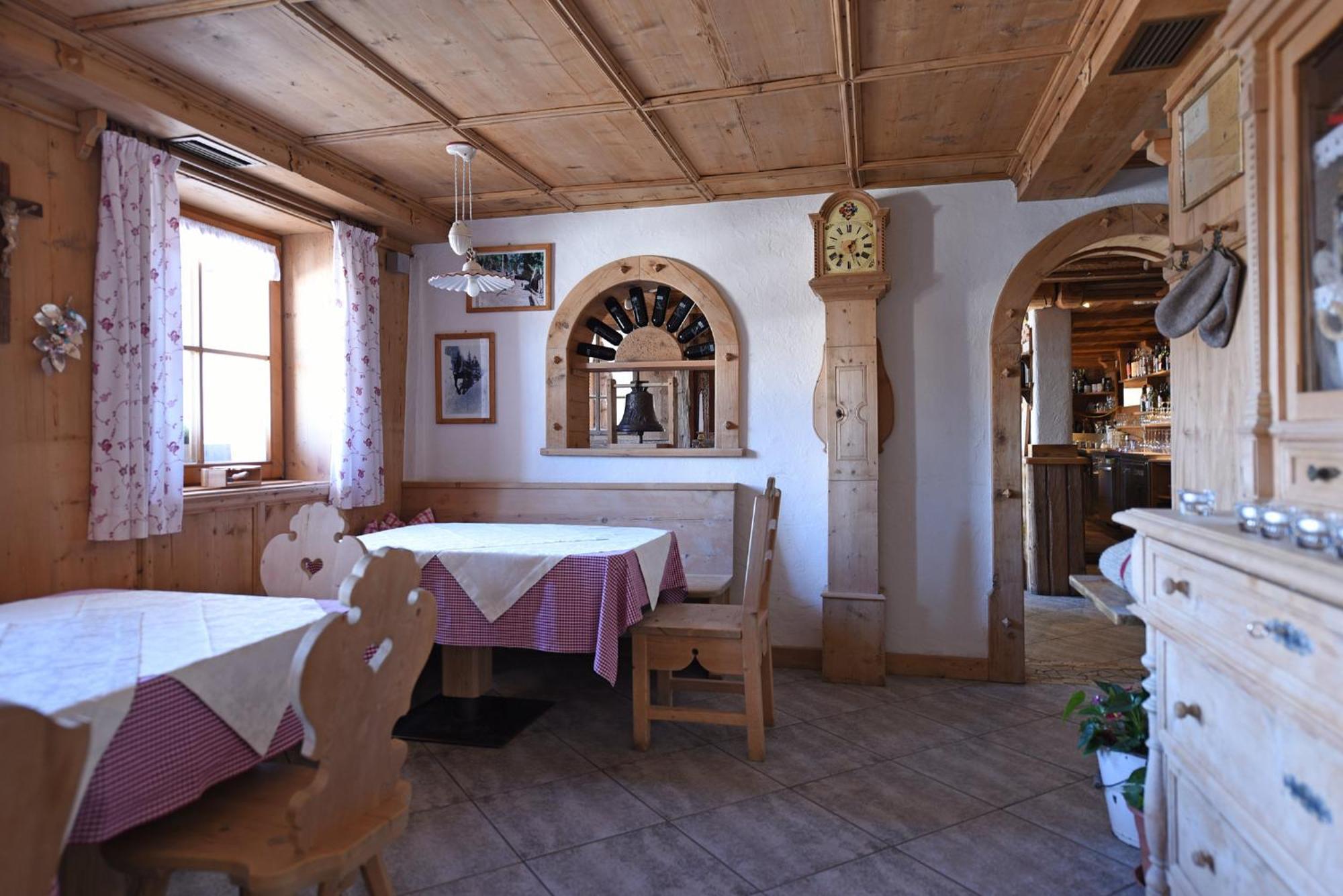 Agriturismo Soleseid San Vigilio Di Marebbe Exterior foto